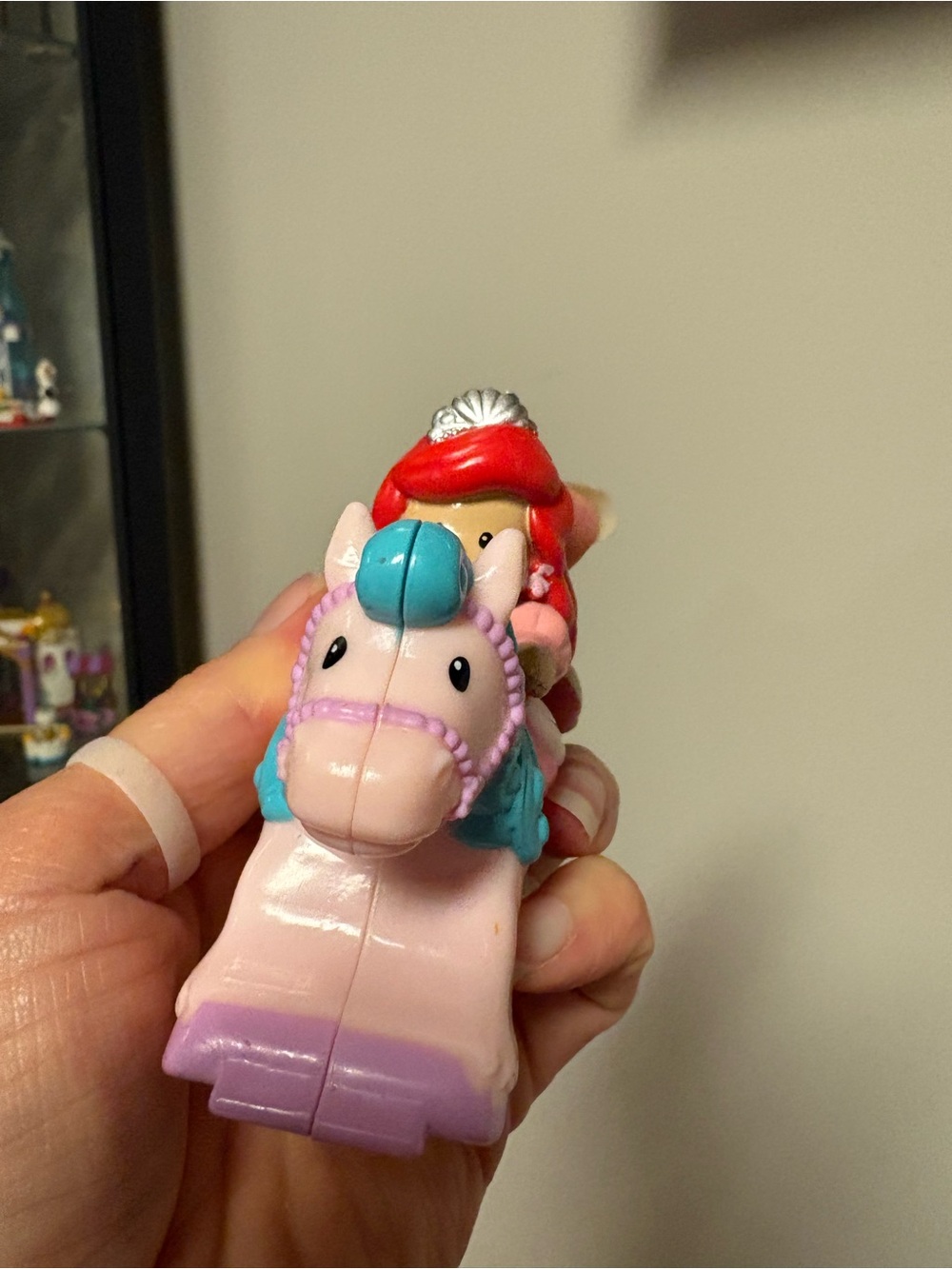 Fisher-Price Disney Ariel Klip Klop Little people with slide ramp - Picture 5 of 9